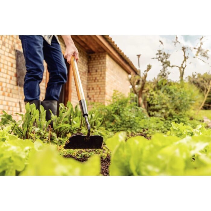 ENXADA METALICA DE 6 POLEGADAS COM HASTE METALICA, CABO DE MADEIRA DE 120 CM TRAMONTINA - Imagem 3