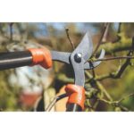 TESOURAO DE PODA METALICO COM CABO DE METALICO DE 60 CM COM EMPUNHADURA PLASTICA TRAMONTINA - Imagem 3