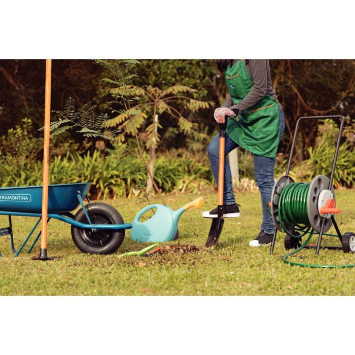 VANGA QUADRADA METALICA 400/20, COM CABO DE MADEIRA DE 120 CM TRAMONTINA - Imagem 2