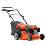 Cortador de Grama Husqvarna LC 140P Gasolina com recolhedor lâmina 40cm